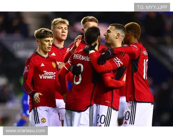 沃特金斯vs拉什福德 冲击型前锋战术适配与效率差距在哪